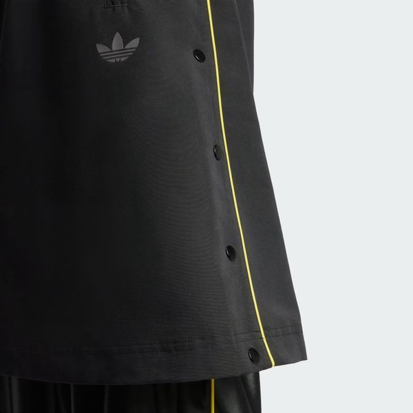 , Black, black, M