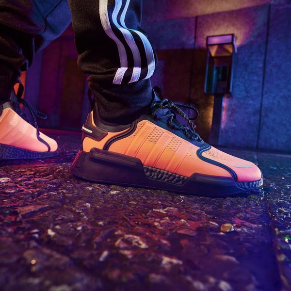 Кросівки ADIDAS NMD_V3 GX2088 фото