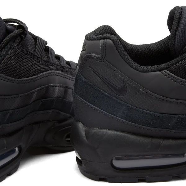 Кросівки Nike Air Max 95 Essential CI3705-001 фото